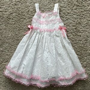 White cotton and tulle dress